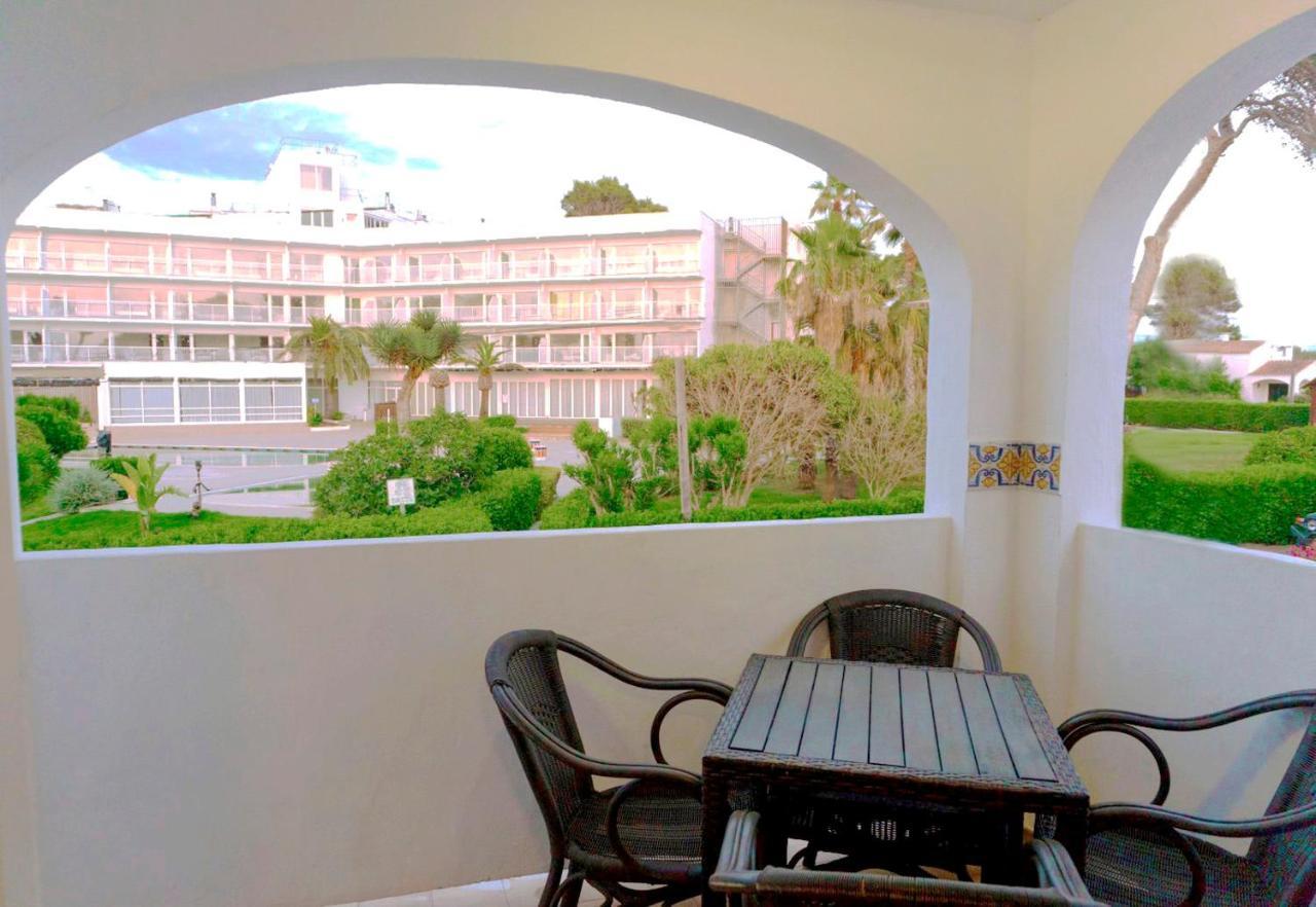 Apartamentos Ciutadella Cala Blanca  Buitenkant foto