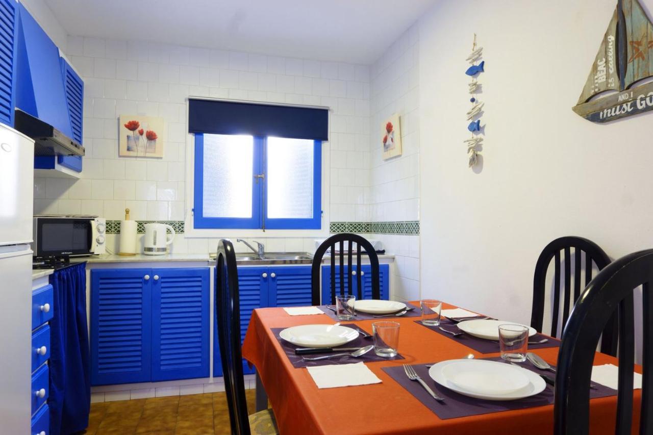 Apartamentos Ciutadella Cala Blanca  Buitenkant foto