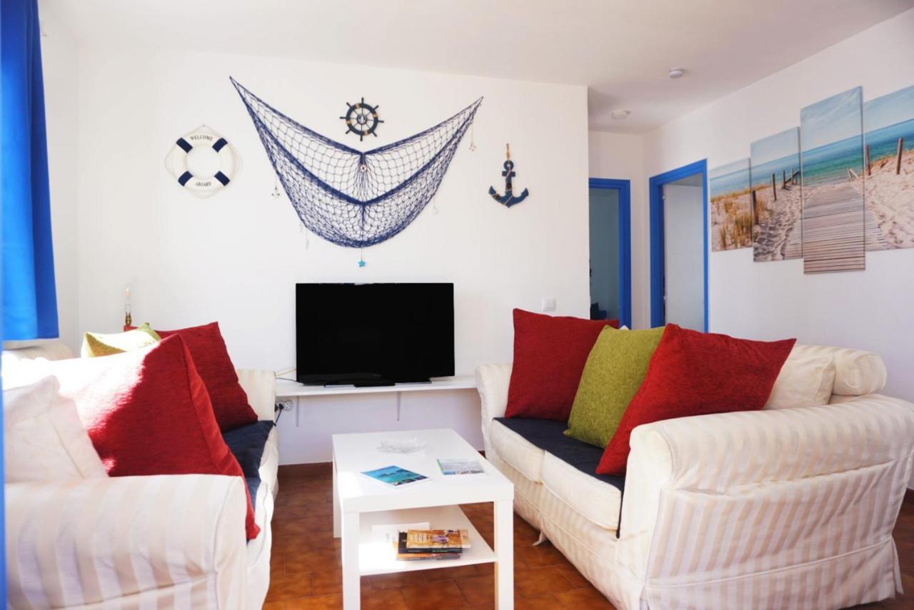 Apartamentos Ciutadella Cala Blanca  Buitenkant foto