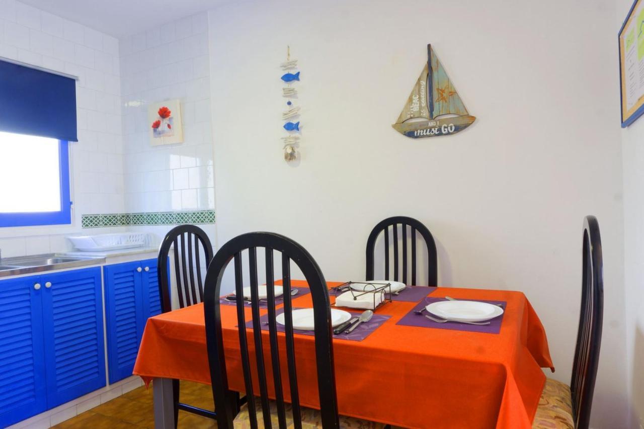 Apartamentos Ciutadella Cala Blanca  Buitenkant foto